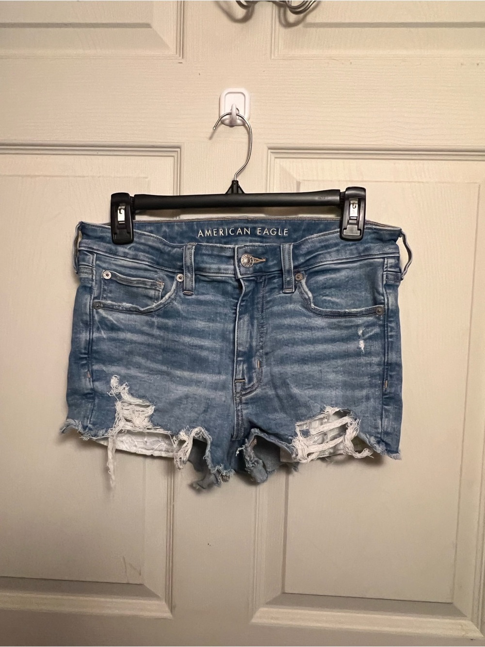 AE Next level high waisted ripped denim short short - Picture 3 of 6